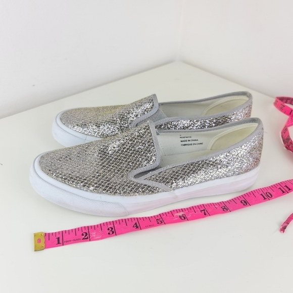 Expression Slip On White Embellished Shoe Sparkly Size 9 Flats - Picture 15 of 15